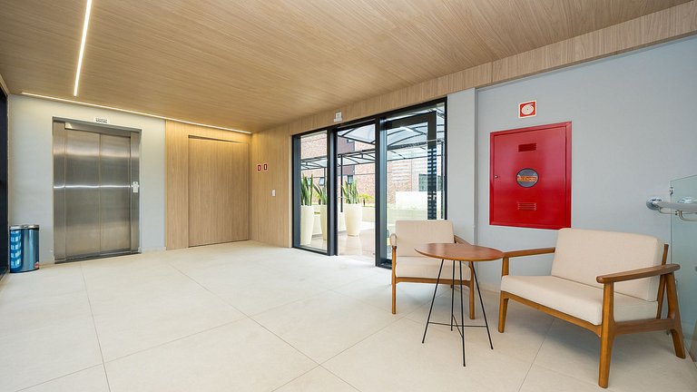 Apartamento 2 Quartos Mobiliado Próximo ao Shopping Barigui