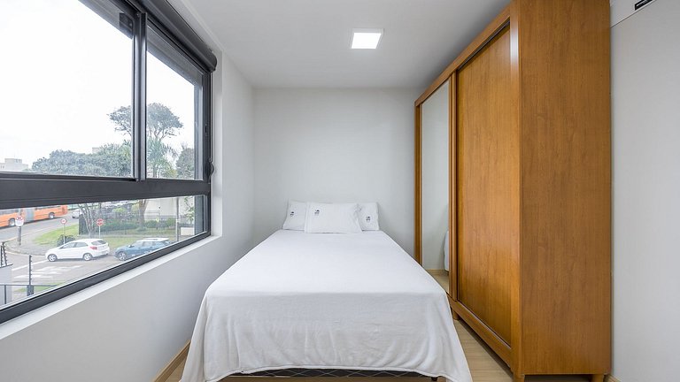 Apartamento 2 Quartos com Suíte, Mobiliado e Churrasqueira |