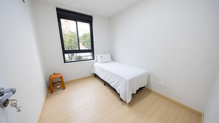 Apartamento 2 Quartos com Suíte, Mobiliado e Churrasqueira |