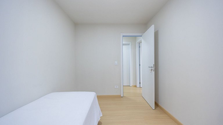 Apartamento 2 Quartos com Suíte, Mobiliado e Churrasqueira |