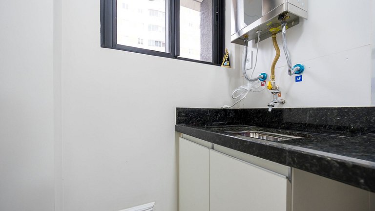 Apartamento 2 Quartos com Suíte, Mobiliado e Churrasqueira |