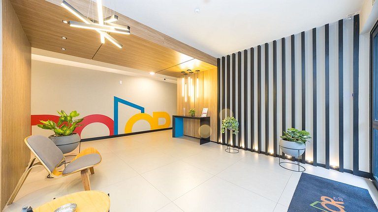 Apartamento 2 Quartos com Suíte, Mobiliado e Churrasqueira |