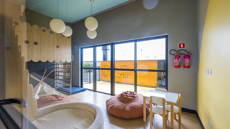 Apartamento 2 Quartos com Suíte, Mobiliado e Churrasqueira |