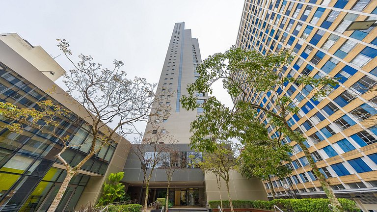 Apartamento 1 Quarto Mobiliado no 27º Andar | Centro de Curi