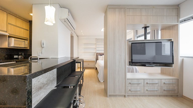 Apartamento 1 Quarto Mobiliado no 27º Andar | Centro de Curi