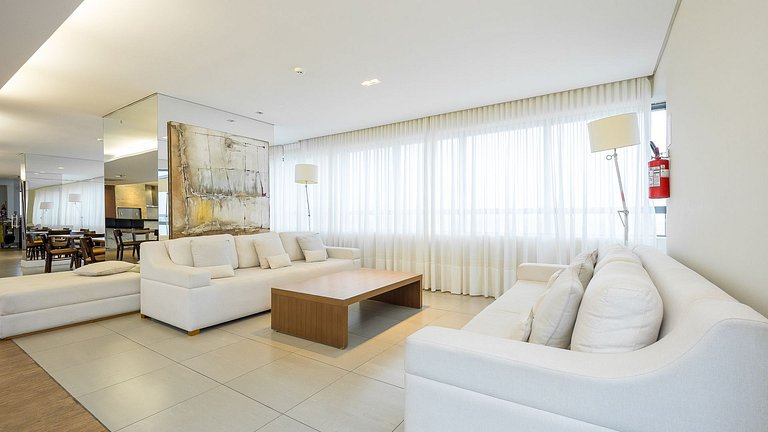 Apartamento 1 Quarto Mobiliado no 27º Andar | Centro de Curi