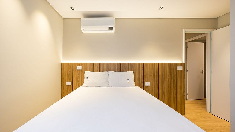 Apartamento 2 Quartos Mobiliado no 21º Andar com Piscina e G