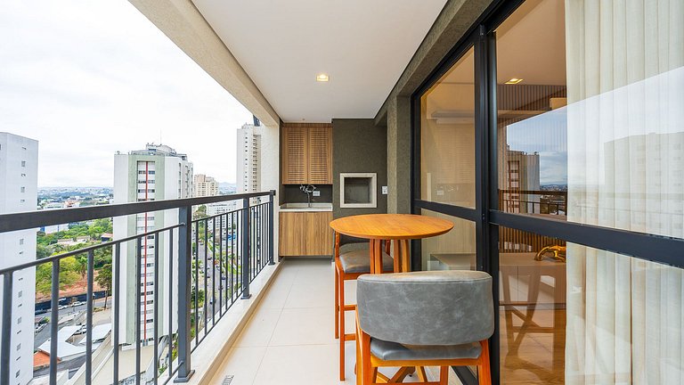 Apartamento 2 Quartos Mobiliado no 21º Andar com Piscina e G