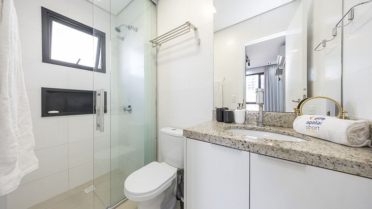 Apartamento Studio Mobiliado de 27,8m² | Centro de Curitiba