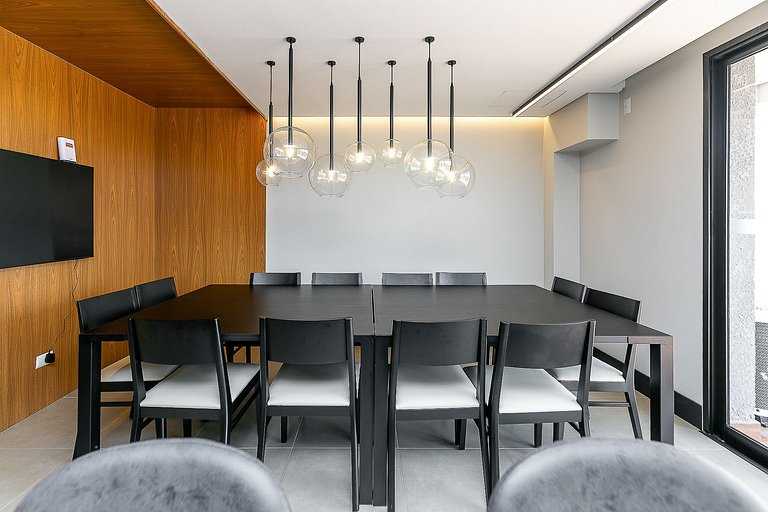Apartamento Studio Mobiliado de 27,8m² | Centro de Curitiba